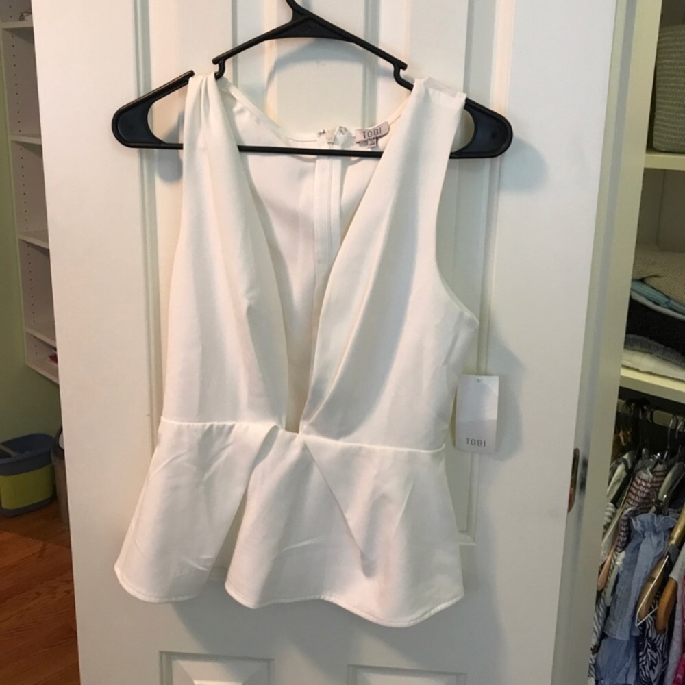 BRAND NEW! Tobi Top